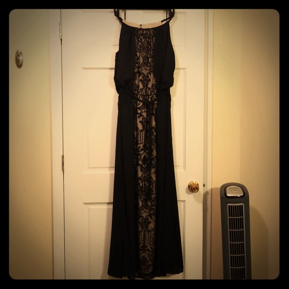 NWOT women's black and nude maxi dress